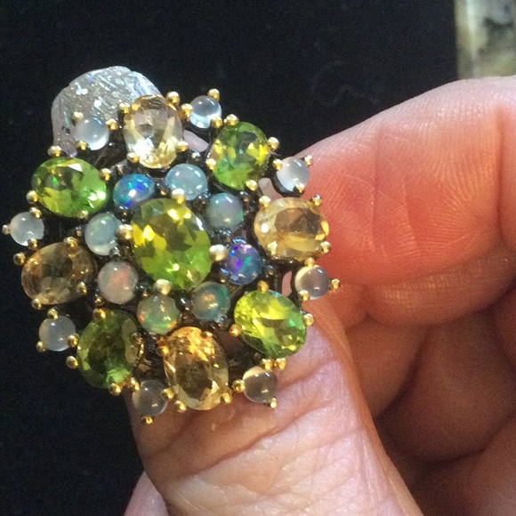 Amazing Genuine Peridot, Citrine & Opal Ring - Picture 5 of 12